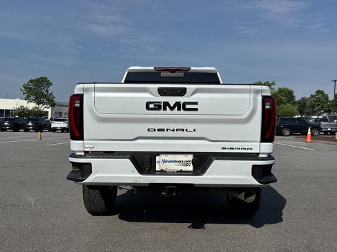 New 2026 GMC Sierra 2500 Denali Ultimate AWD/4WD image 6