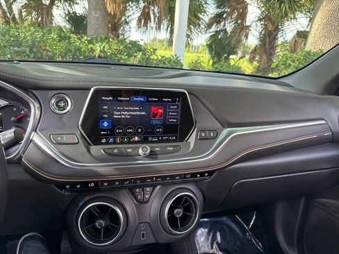 Used 2021 Chevrolet Blazer Premier FWD image 64