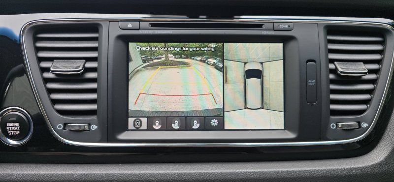 Used 2017 Kia Sedona SX FWD image 23