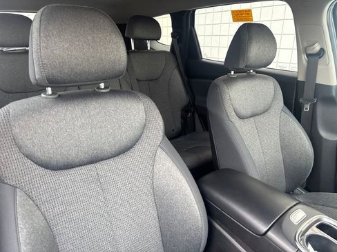 Used 2023 Hyundai Santa Fe SEL image 17