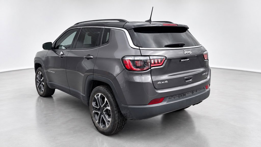 Used 2022 Jeep Compass Limited w/ Sun and Sound Group AWD/4WD image 7