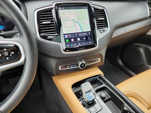Certified 2024 Volvo XC90 T8 Ultimate w/ Lounge Package AWD/4WD image 31