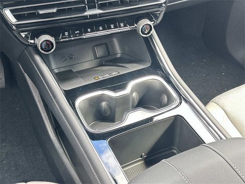 New 2026 Chevrolet Traverse LT w/ Enhanced Driving Package image 15