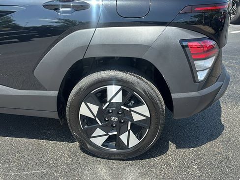 Used 2025 Hyundai Kona SEL AWD/4WD image 9