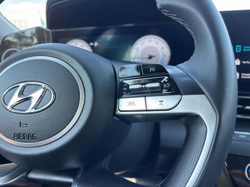 Certified 2023 Hyundai Elantra SEL w/ Convenience Package FWD image 16