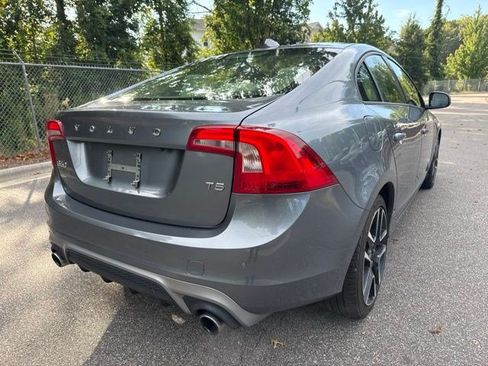 Used 2018 Volvo S60 T5 Dynamic w/ Vision Package FWD image 13