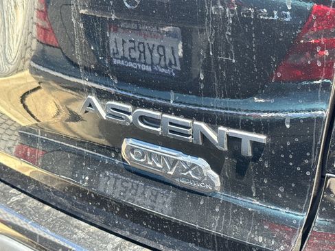 Used 2023 Subaru Ascent Onyx Edition AWD/4WD image 2