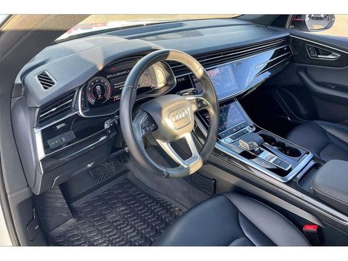 Used 2020 Audi Q8 Premium Plus w/ Premium Plus Package image 16