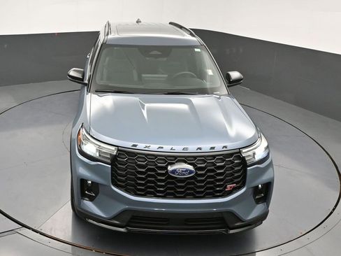 Used 2025 Ford Explorer ST w/ Sun And Sound Package image 42