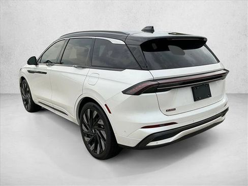 Used 2024 Lincoln Nautilus Black Label w/ Jet Appearance Package (87T) AWD/4WD image 7