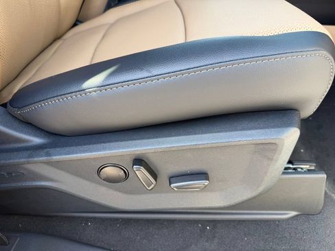 New 2026 Ford F250 Lariat w/ Lariat Premium Package AWD/4WD image 13