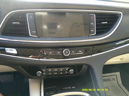 Used 2023 Buick Enclave Avenir w/ Avenir Technology Package FWD image 21