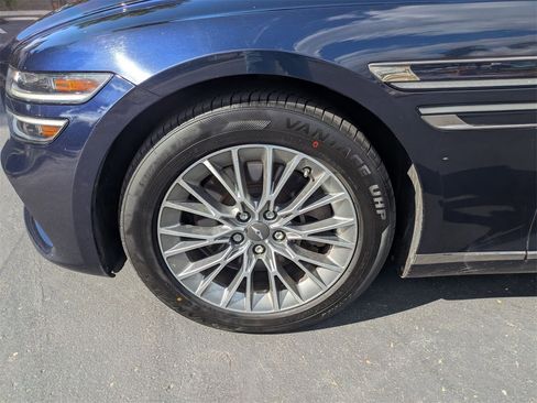 Used 2023 Genesis G80 2.5T image 13