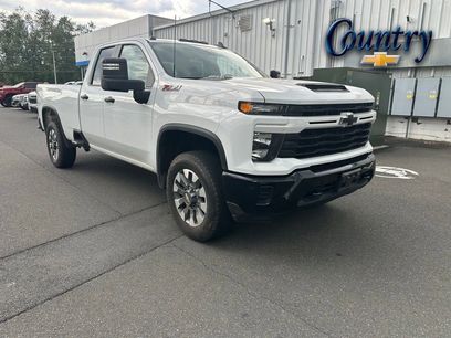 Used 2024 Chevrolet Silverado 2500 Custom w/ Custom Value Package