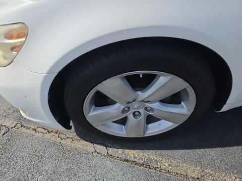 Used 2012 Lexus LS 460 w/ Comfort Pkg RWD image 7
