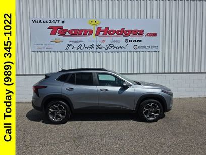 Used 2025 Chevrolet Trax LT