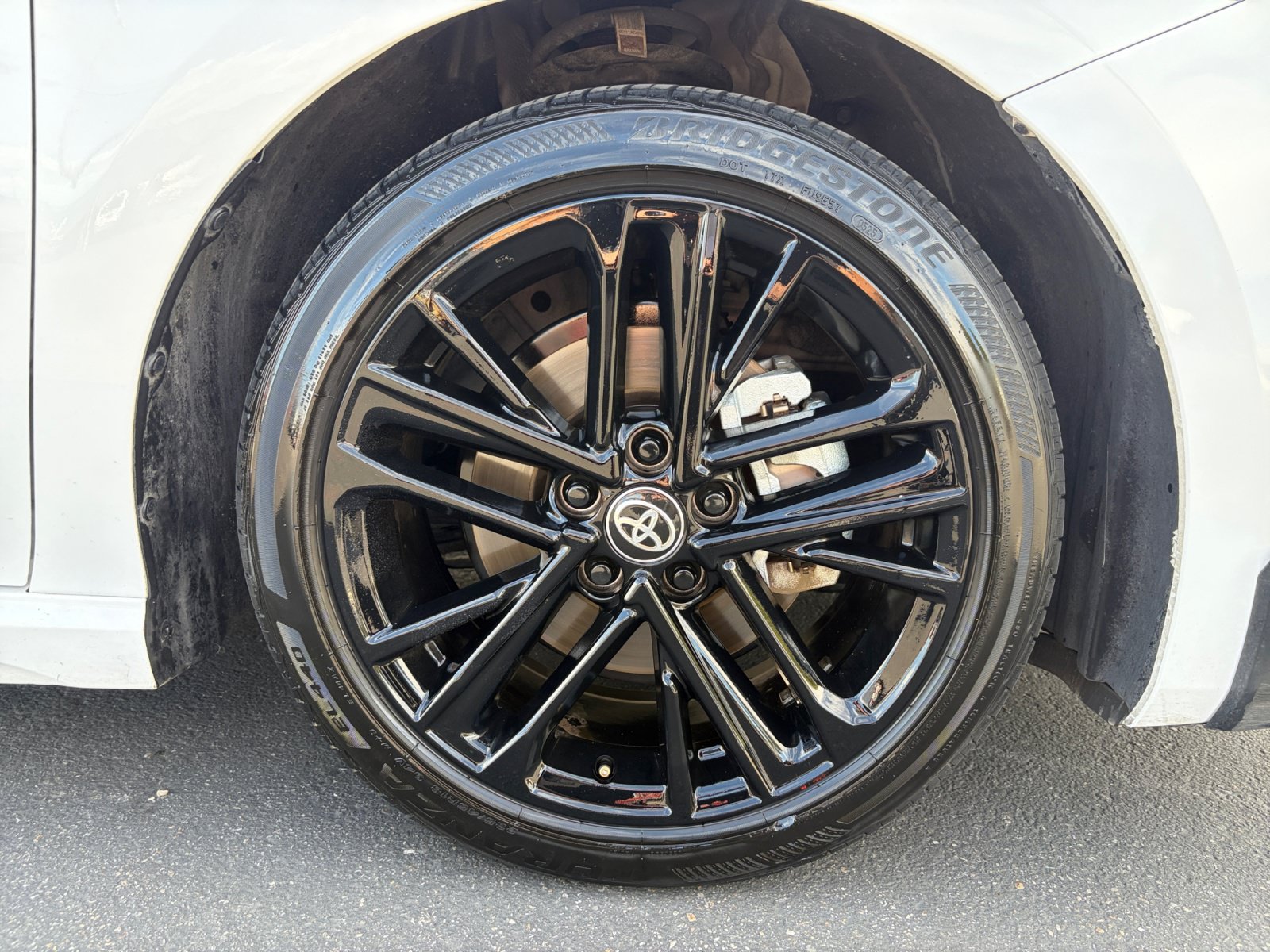 Certified 2025 Toyota Camry SE FWD image 29