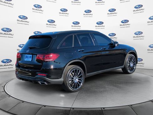 Used 2022 Mercedes-Benz GLC 300 w/ AMG Line image 5