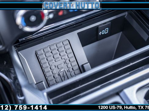 New 2026 Ford F250 Lariat w/ Black Appearance Package image 32