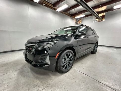 Certified 2023 Chevrolet Equinox RS AWD/4WD image 1