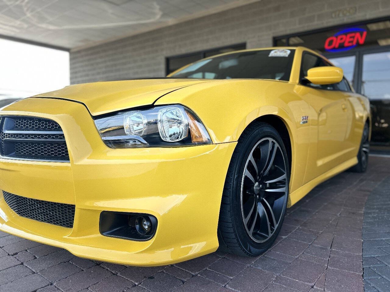 Used 2012 Dodge Charger SRT8 Super Bee w/ Premium Audio Group II RWD image 26