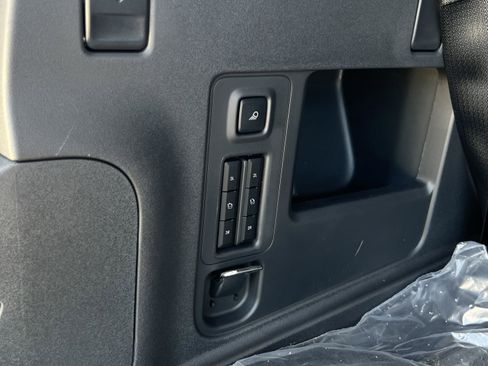 New 2025 Lincoln Navigator Reserve w/ Jet Appearance Package image 30