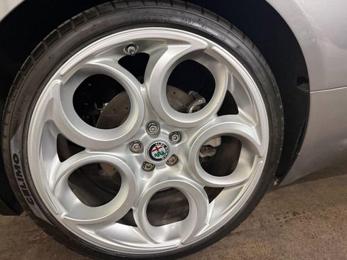 Used 2018 Alfa Romeo 4C Spider w/ Convenience Group - Spider image 21