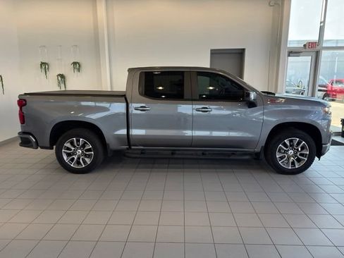 Used 2019 Chevrolet Silverado 1500 RST AWD/4WD image 38