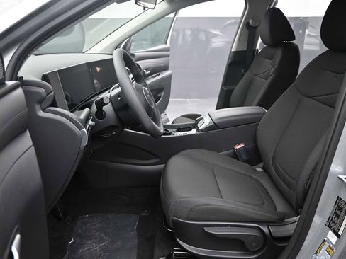 New 2026 Hyundai Tucson SE image 15