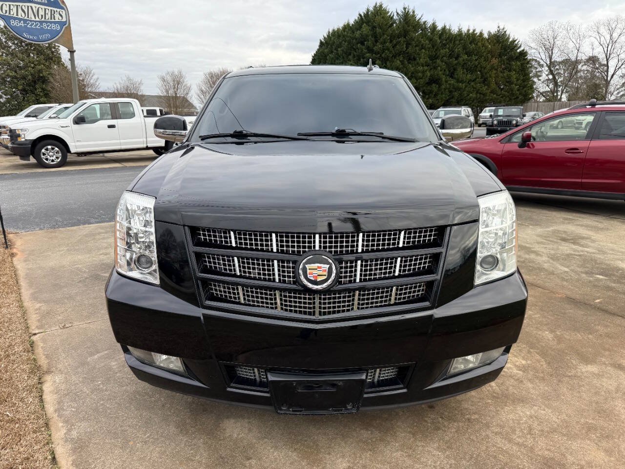 Used 2013 Cadillac Escalade Premium AWD/4WD image 6