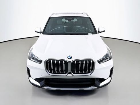 Used 2026 BMW X1 xDrive28i w/ Technology Package AWD/4WD image 2