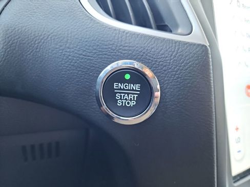 Used 2024 Ford Edge SEL image 24