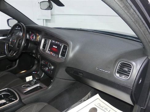 Used 2023 Dodge Charger SXT image 22
