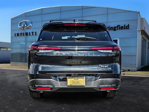 New 2026 INFINITI QX60 Sport image 5