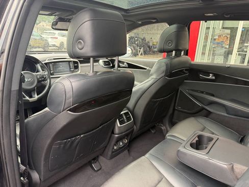 Used 2018 Kia Sorento SX FWD image 24