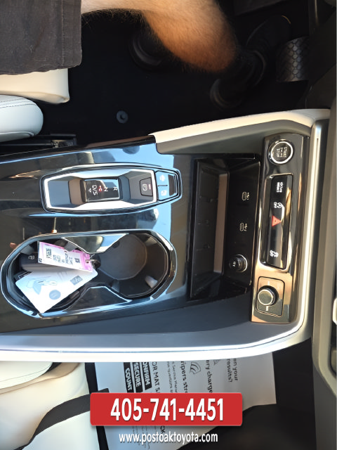 Used 2025 Audi Q5 Premium Plus w/ Premium Plus AWD/4WD image 16
