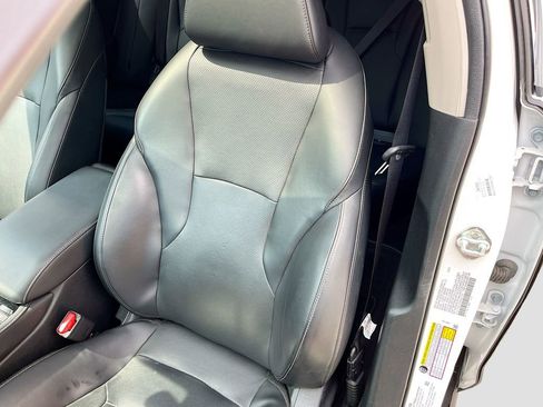 Used 2024 Honda Accord Touring image 18