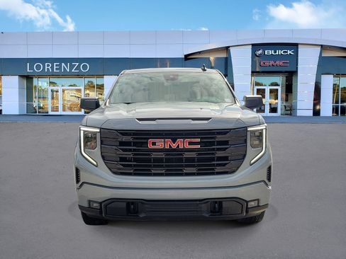 Used 2024 GMC Sierra 1500 Elevation RWD image 2