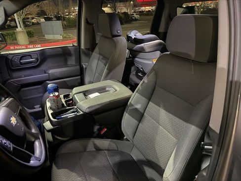 Used 2022 Chevrolet Silverado 1500 Custom image 9