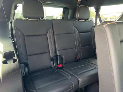 Used 2026 GMC Yukon XL Elevation AWD/4WD image 32