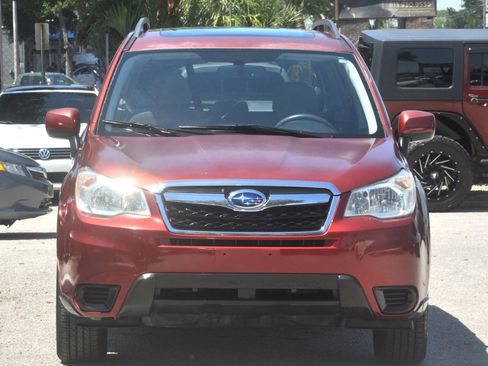 Used 2014 Subaru Forester 2.5i Premium w/ Popular Package #2 AWD/4WD image 5