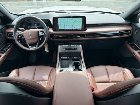 New 2026 Lincoln Aviator Reserve w/ Jet Appearance Package AWD/4WD image 26