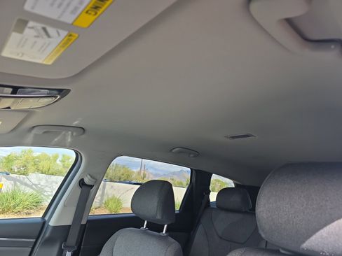 Used 2023 Hyundai Santa Fe SEL image 33