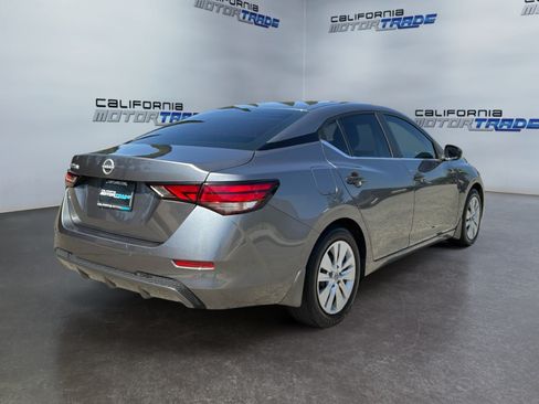 Used 2024 Nissan Sentra S FWD image 5
