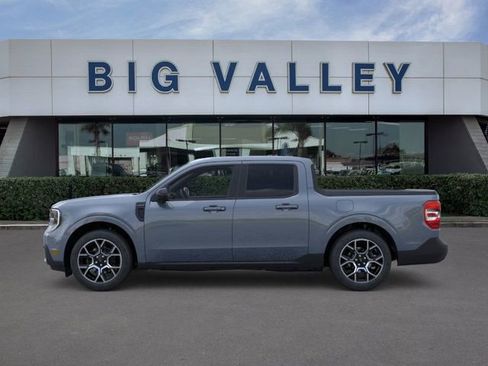 New 2026 Ford Maverick Lariat image 3