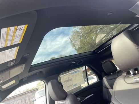 New 2026 Ford Explorer Platinum image 20