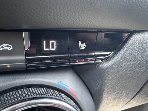 Used 2023 Chevrolet Blazer LT w/ Sound & Technology Package image 27