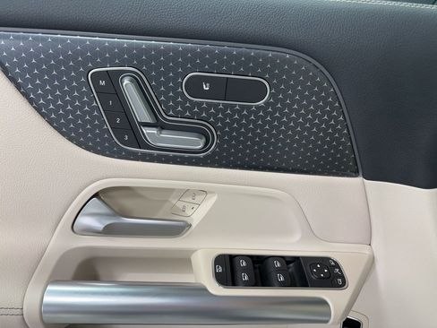 Certified 2026 Mercedes-Benz GLA 250 4MATIC image 6