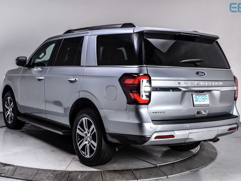 Used 2024 Ford Expedition Limited image 4
