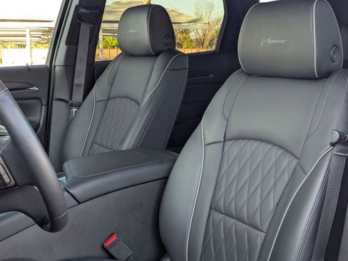 Used 2024 Buick Enclave Avenir w/ Avenir Technology Package image 14